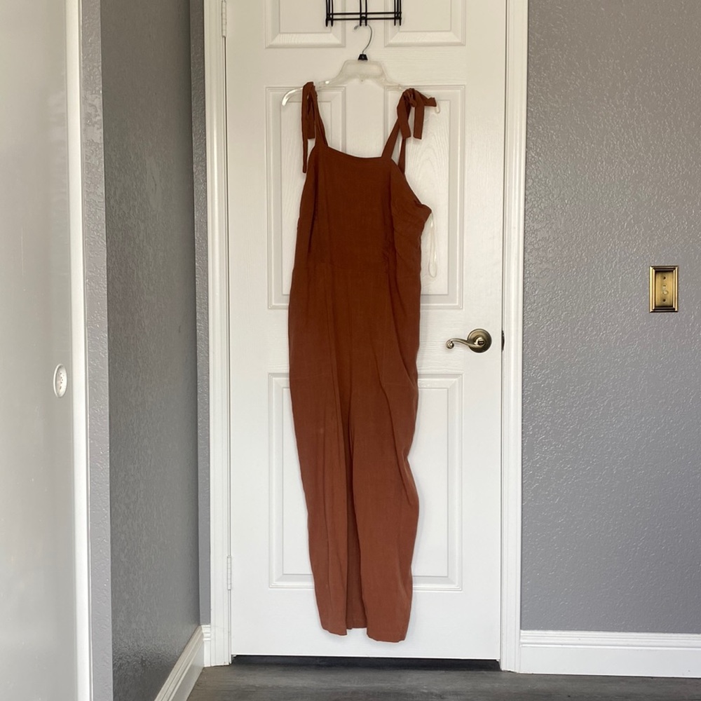 Universal Threads 2X Jumpsuit Burnt Orange